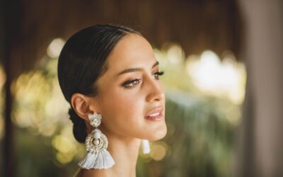 Ideal earrings and accessories for a Tulum wedding