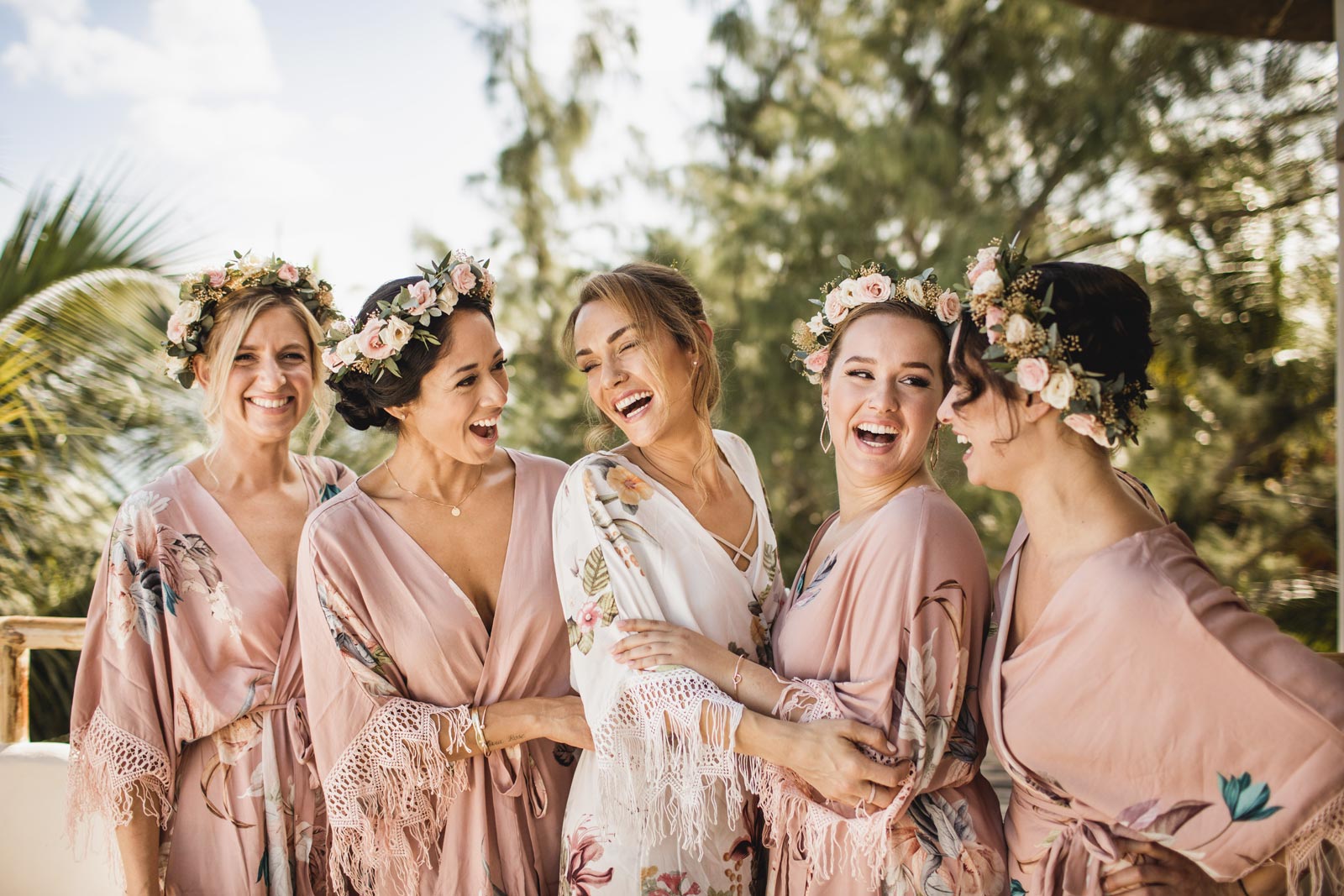 021-zorba-tulum-wedding-bridesmaids-getting-ready