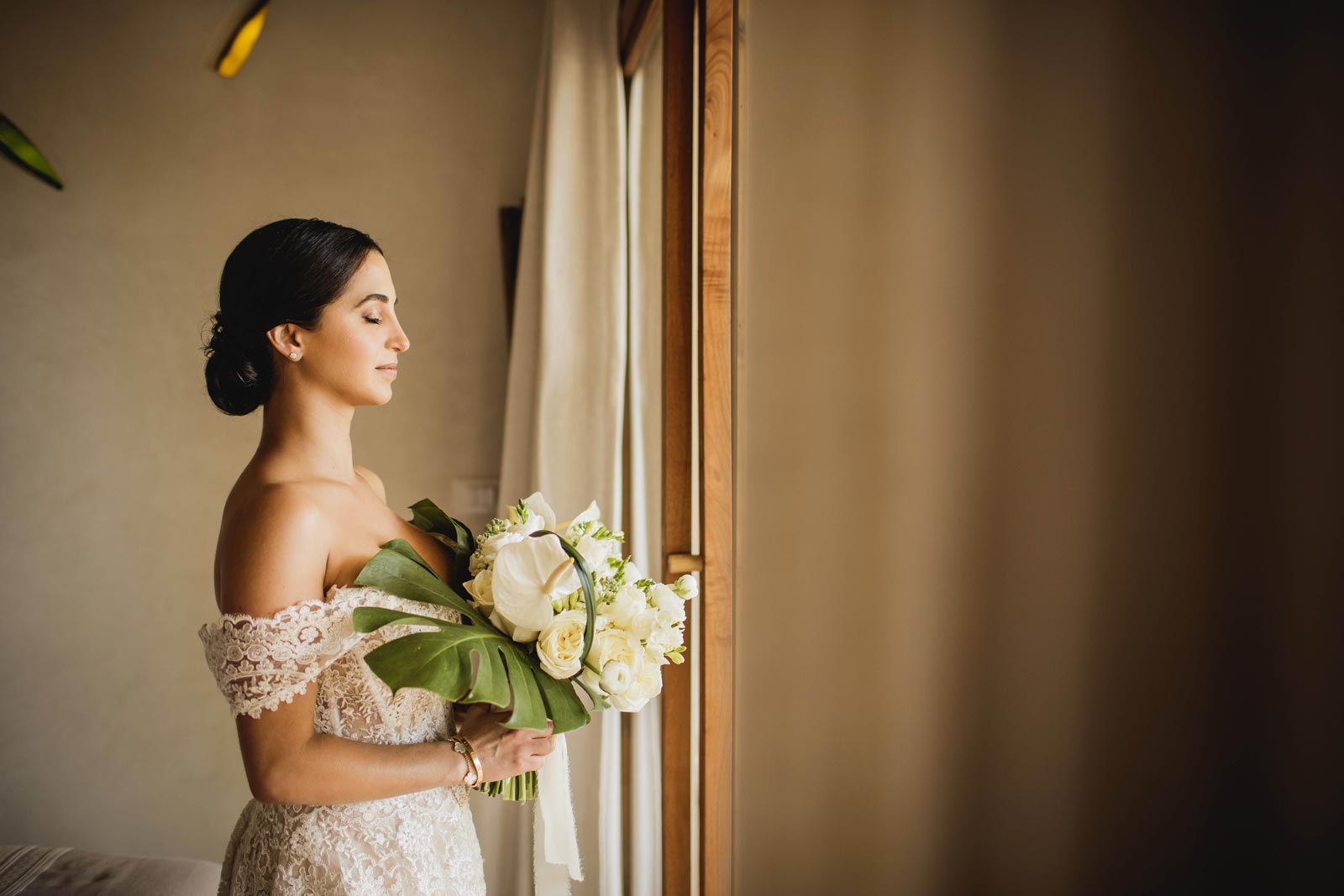 018-wedding-zorba-tulum-bride-portrait