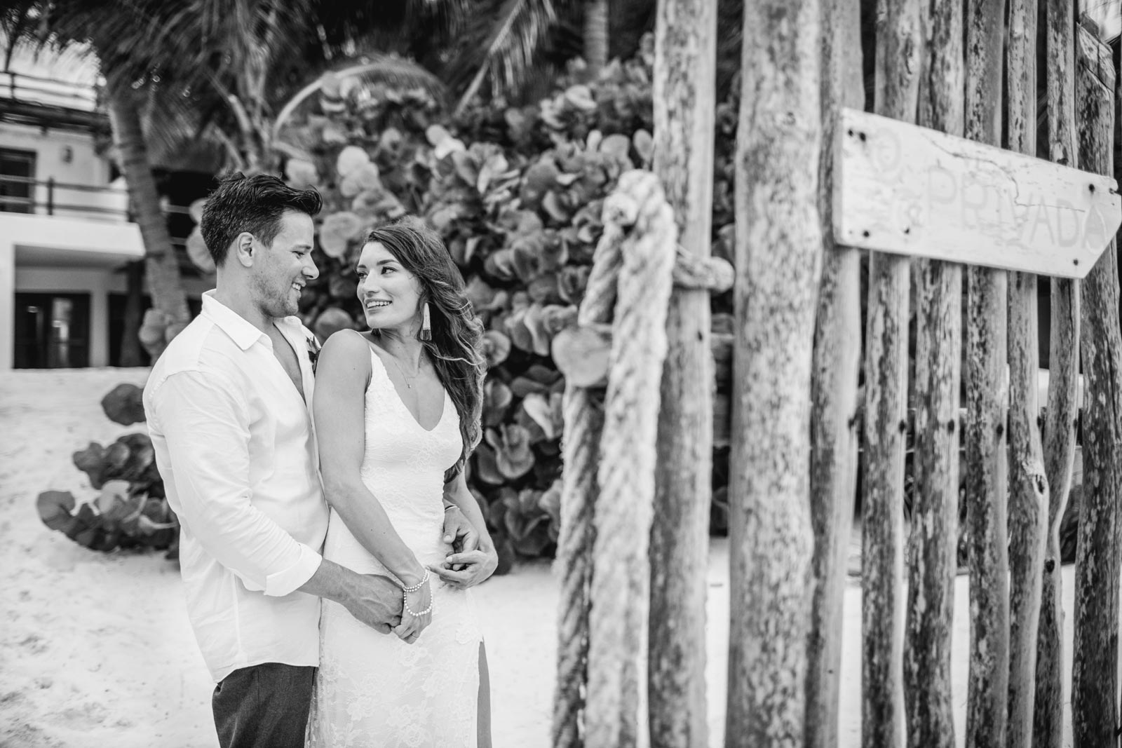 057-wedding-casa-carolina-tulum-bride-groom-photoshoot