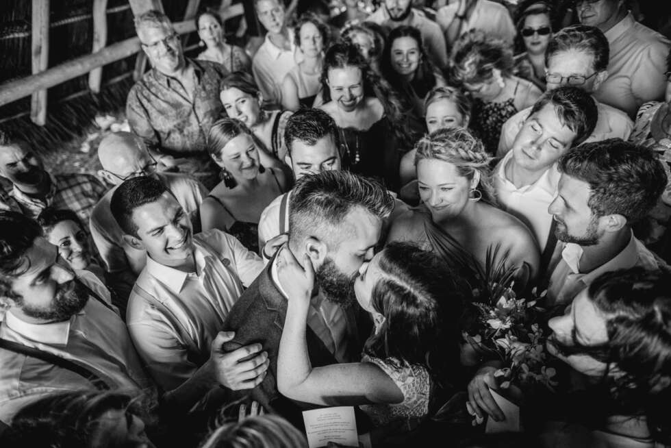 Cultural Weddings: Blending Traditions into Cancun Photos