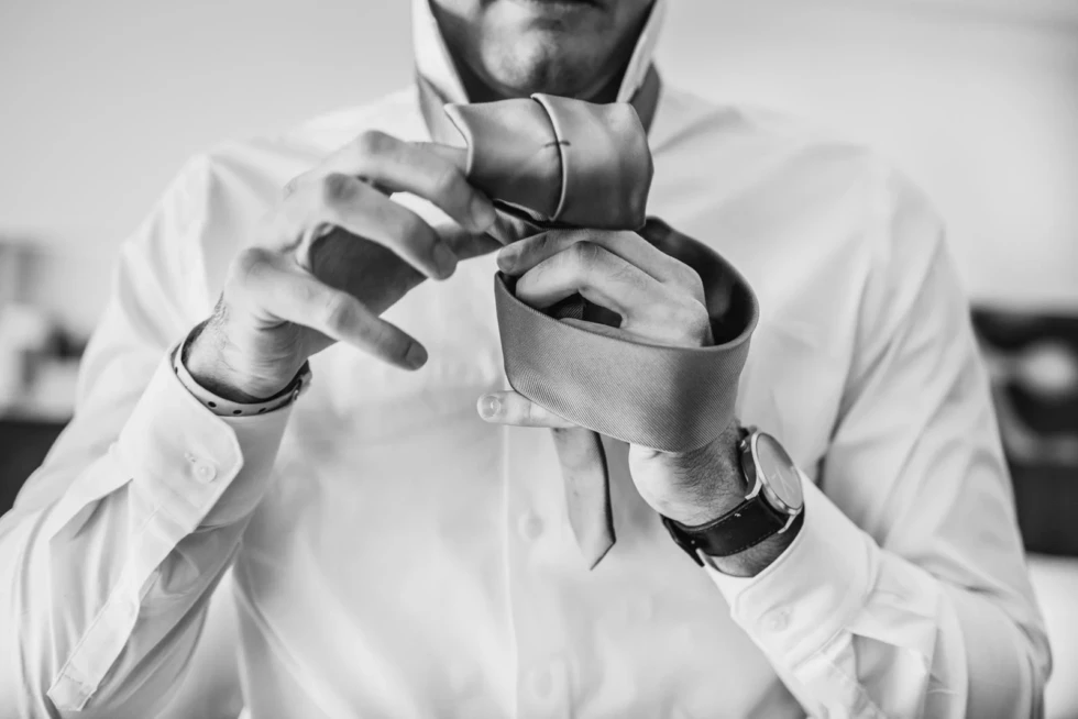 Groom’s Accessories That Pop in Cancun Pictures