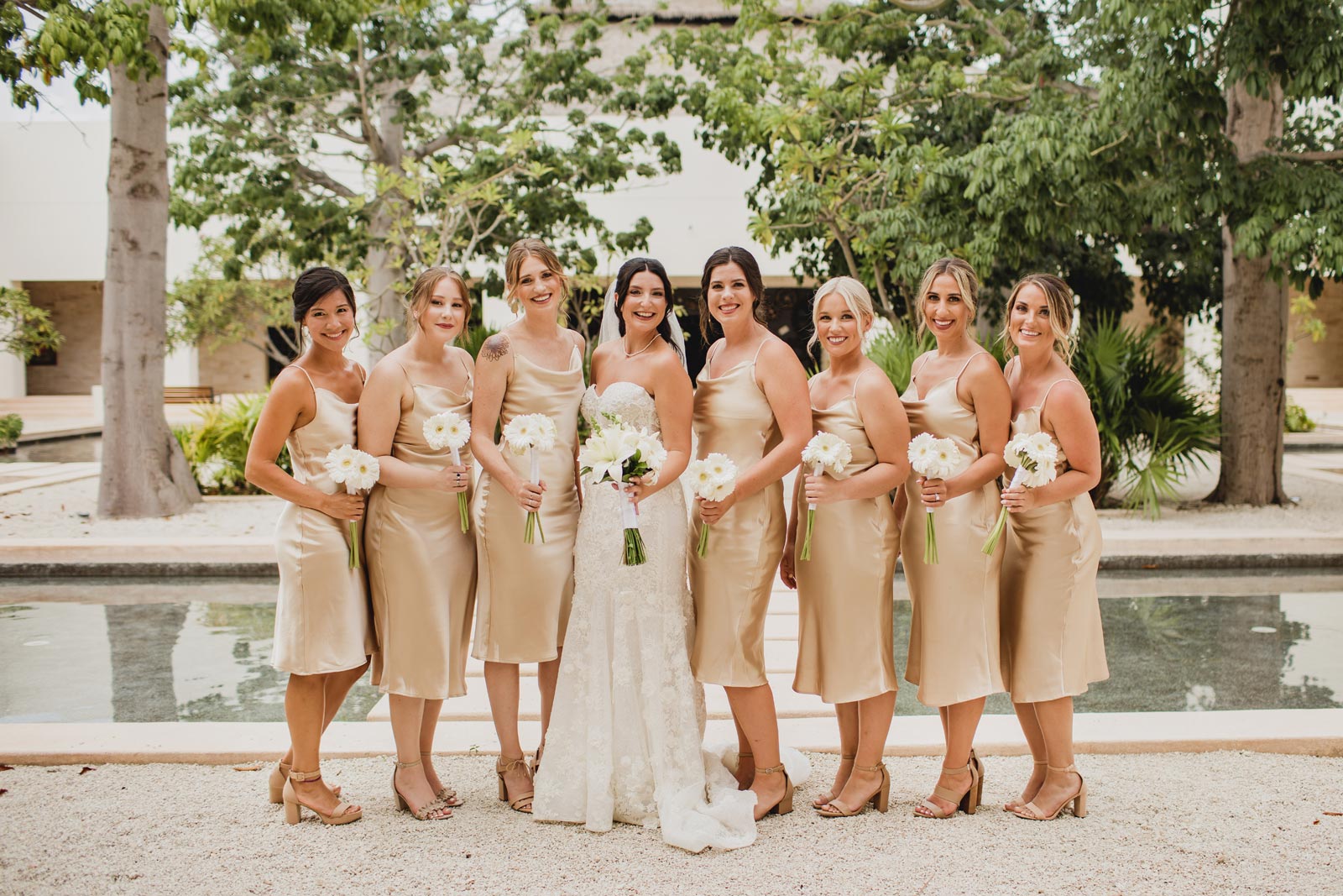 037-wedding-secrets-akumal-bridal-party-photos