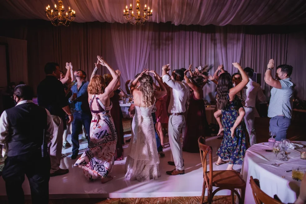 Off-Camera Flash for Stunning Dance Floor Photos in Cancun