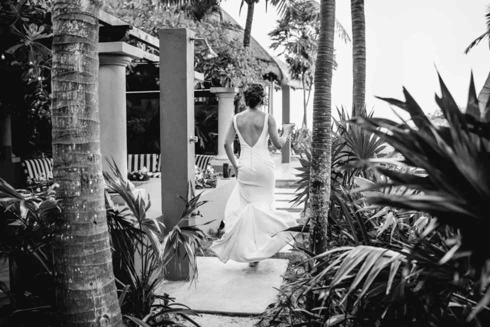 Wedding Wardrobe Changes: Adding Variety to Cancun Shoots